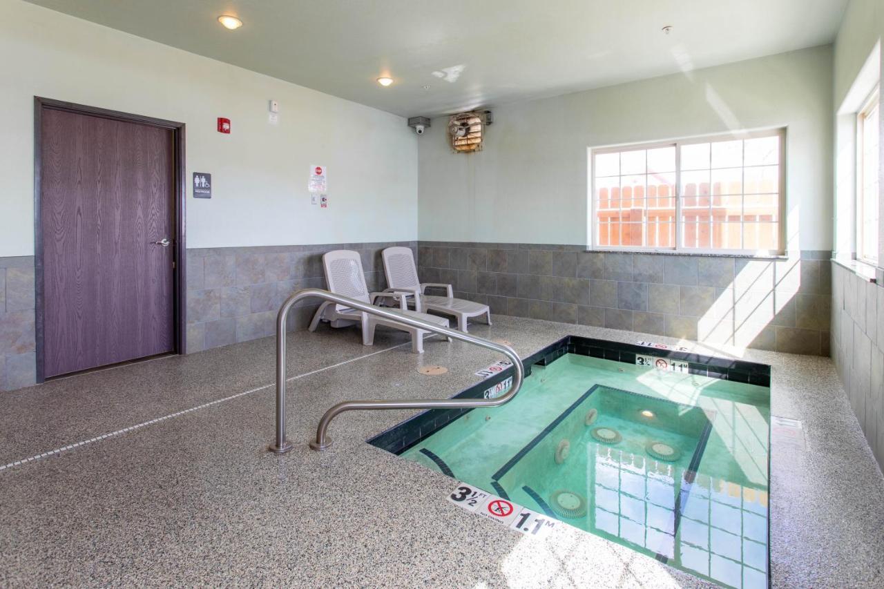 North Park Inn & Suites Walden Экстерьер фото