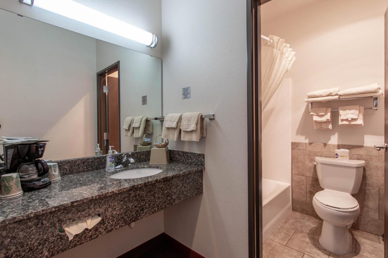 North Park Inn & Suites Walden Экстерьер фото